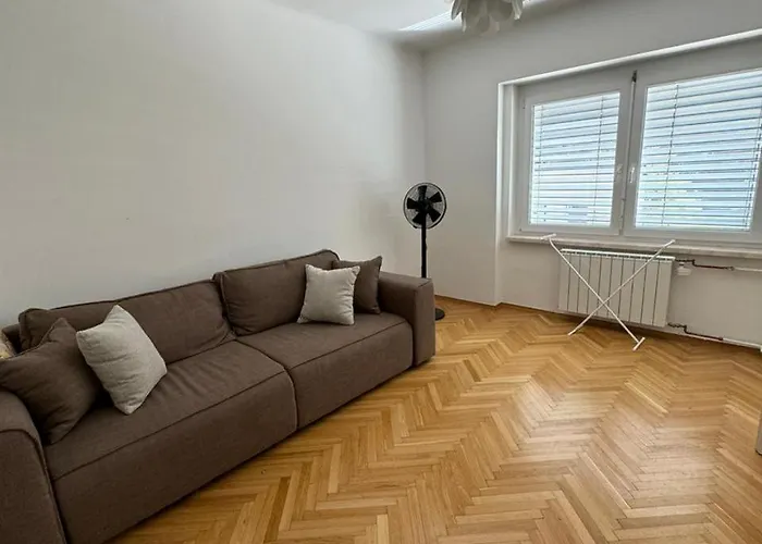Maximo Apartments - Free Parking