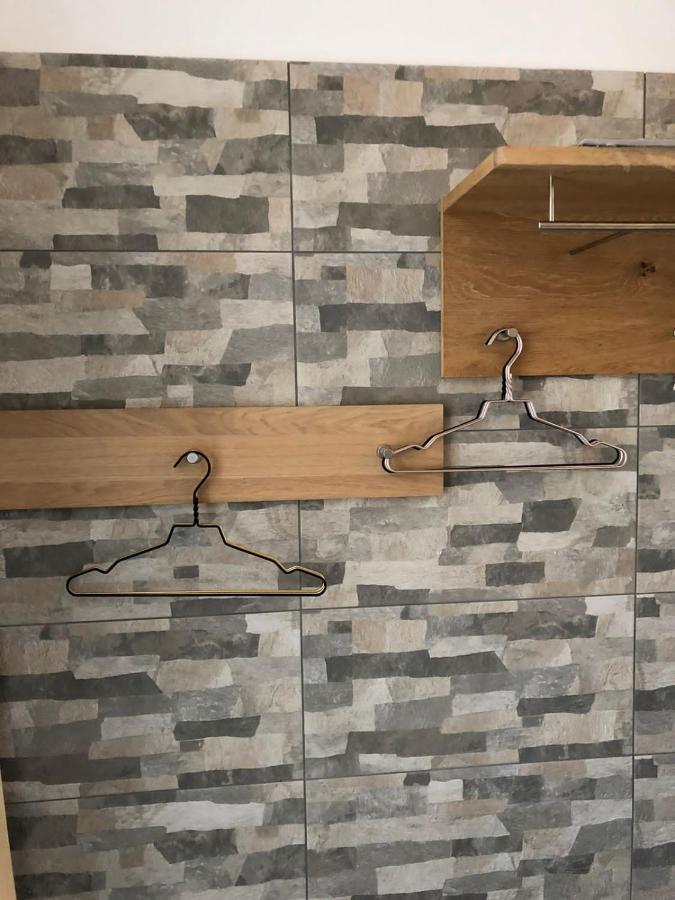 Maximo - Free Parking Apartment