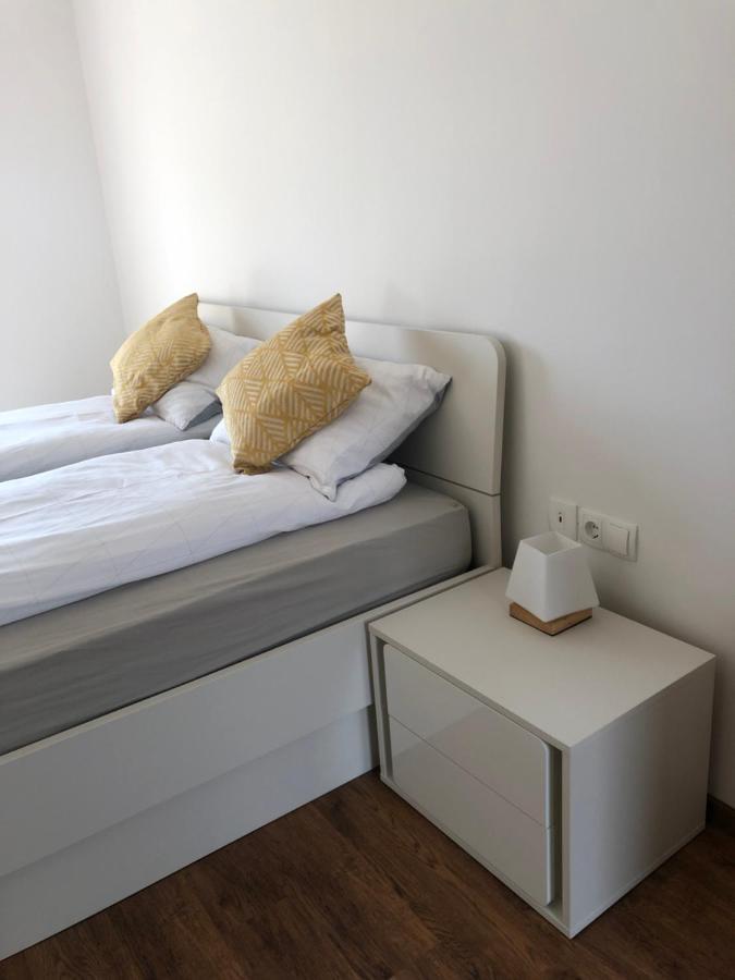 Maximo - Free Parking Apartment